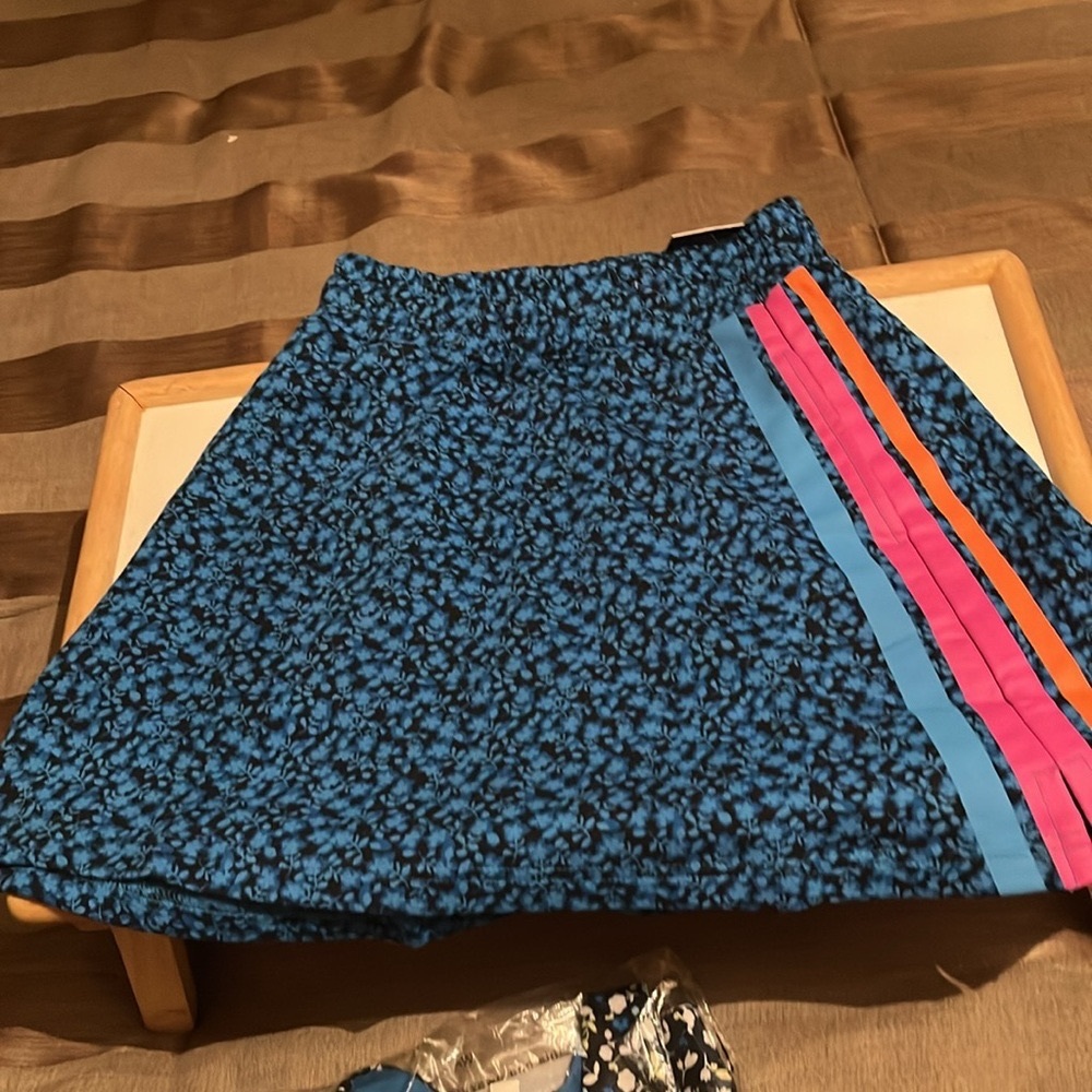 NWT Addison Bay Women's Whaler Skirt
Size XS